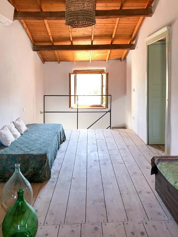Casa vacanze Beni Benius - Typical Restored House In Nurachi