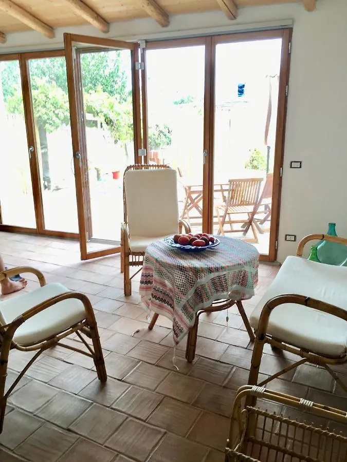 Beni Benius - Typical Restored House In Nurachi Italia