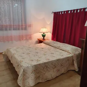  Appartamento A Con Giardino Privato E Posto Auto
